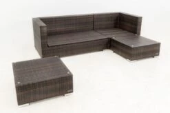 OUTFLEXX Loungemöbel-Set, Braun Marmoriert, 5 Pers, Polyrattan, Wasserfeste Kissenbox, Inkl. Beistelltisch 23 OUTFLEXX Loungemöbel-Set, Braun Marmoriert, 5 Pers, Polyrattan, Wasserfeste Kissenbox, Inkl. Beistelltisch -Gartenmöbel 11 16068 BOX B.jpg