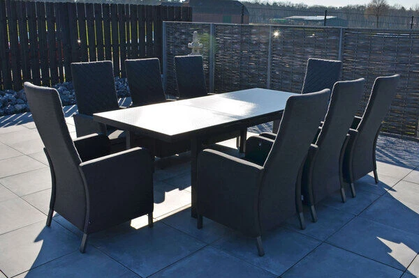 OUTFLEXX Malaga Premium Esstischgarnitur, Anthrazit/grau/sooty, Alu/Glas/Subrella, 180/240cm, 8 Sessel, Ausziehfunktion, Verstellbare Rückenlehne 3 OUTFLEXX Malaga Premium Esstischgarnitur, Anthrazit/grau/sooty, Alu/Glas/Subrella, 180/240cm, 8 Sessel, Ausziehfunktion, Verstellbare Rückenlehne