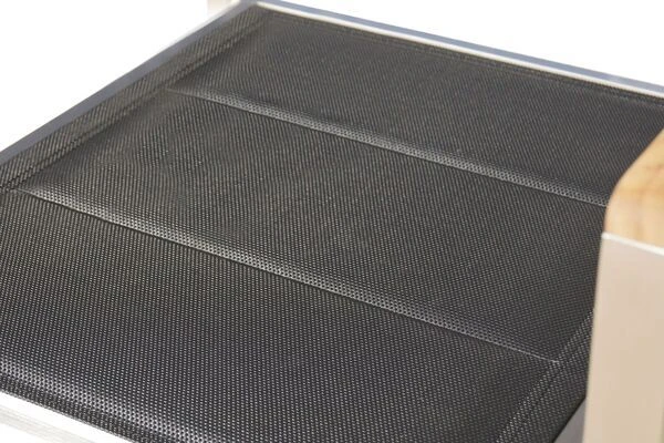 OUTFLEXX Stuhl, Schwarz, Edelstahl/Textilene, Padded, Armlehnen Aus FSC-Teakholz, 62x56,5x86cm 8 OUTFLEXX Stuhl, Schwarz, Edelstahl/Textilene, Padded, Armlehnen Aus FSC-Teakholz, 62x56,5x86cm – Bild 6