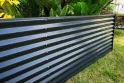 OUTFLEXX Eck-Hochbeet, Anthrazit, Zincalume, 270x270x90x84cm -Gartenmöbel 6 18174.jpg