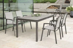 STERN New Top Stapelsessel, Anthrazit/silber, Aluminium/Textil, 65x57x89 Cm, Pulverbeschichtet, Stapelbar -Gartenmöbel 6 21912.jpg